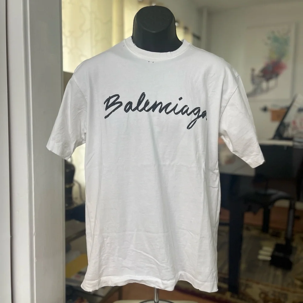 Like New Men’s Size Medium Balenciaga Oversized Logo Scripted T-shirt 100% White - Picture 7 of 14